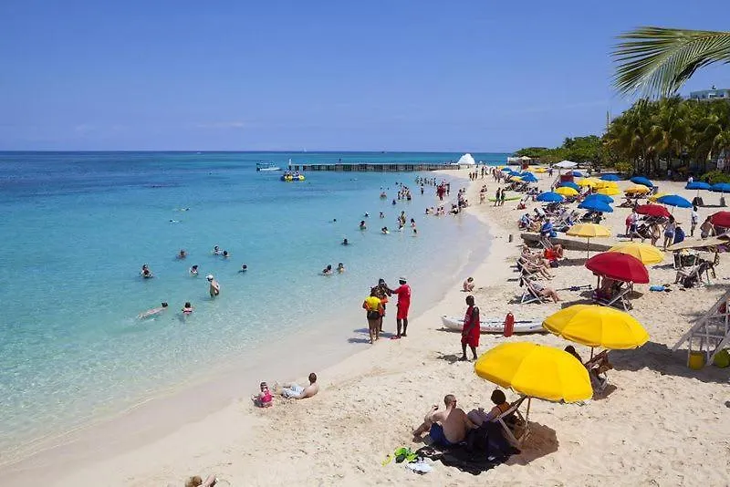 Inn Hospitality Expert Greens 2Br Pool Beach Montego Bay Jamaica